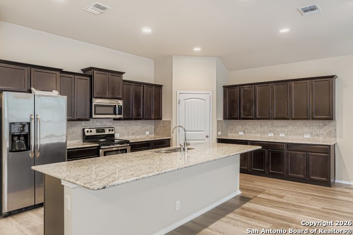 321 Blaze Moon Cibolo, TX 78108 - Photo 11 of 26