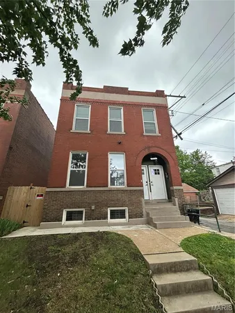 $295,000 | 3617 Minnesota Avenue, St. Louis, MO 63118