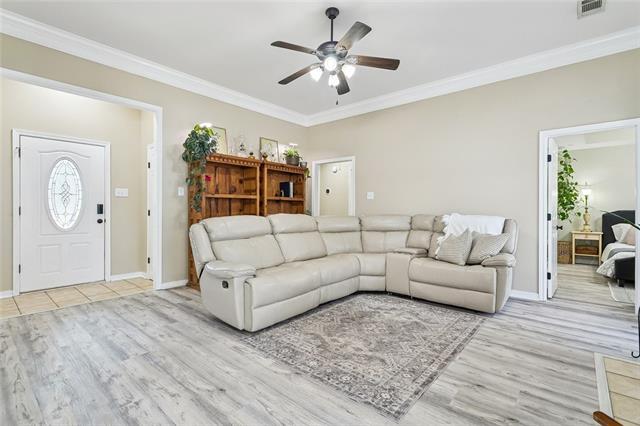 2184 Ozone Place Mandeville, LA 70448 - Photo 2 of 16