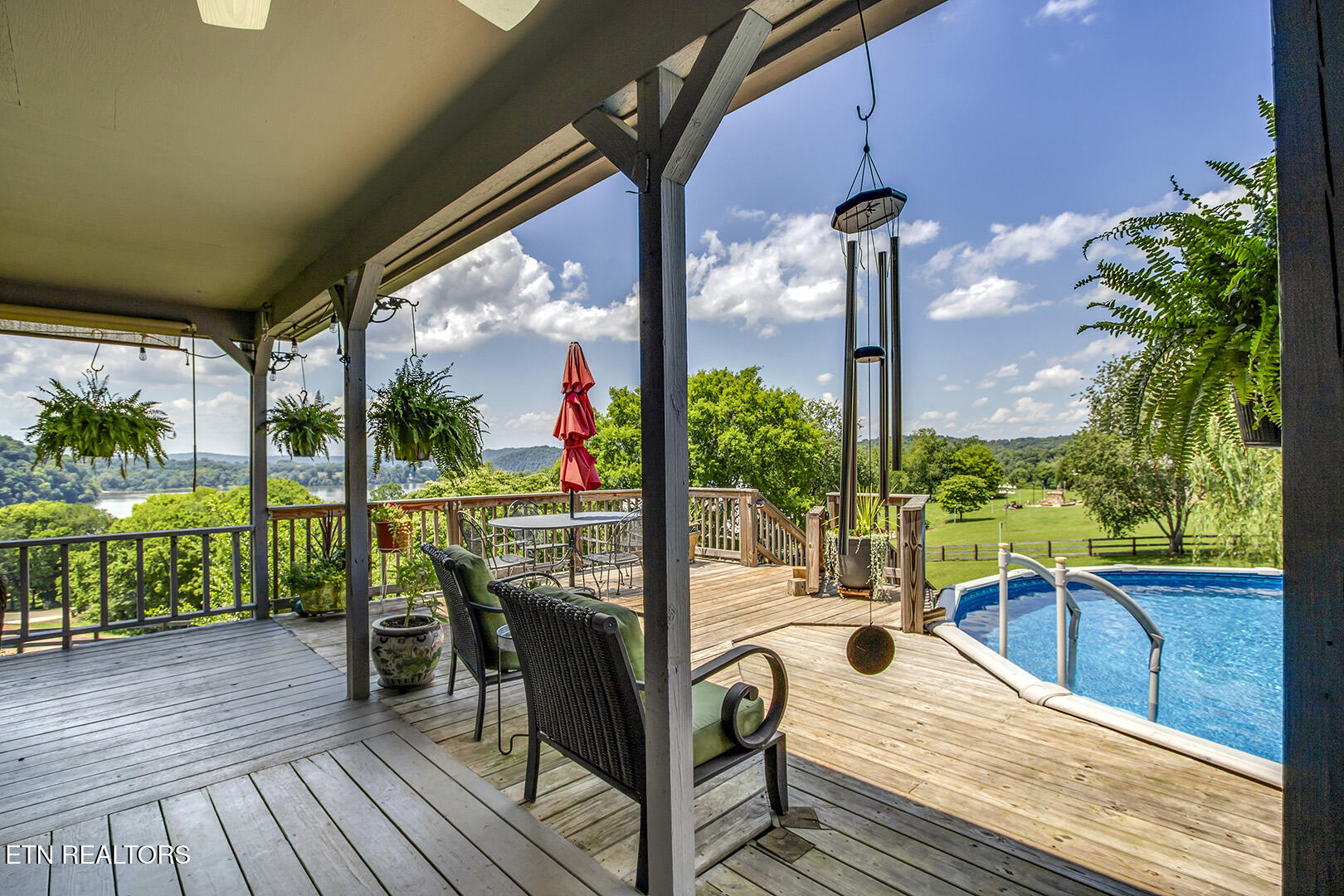 132 Morris Road Kingston, TN 37763 - Photo 39 of 60 39_MorrisLane_132_Deck01