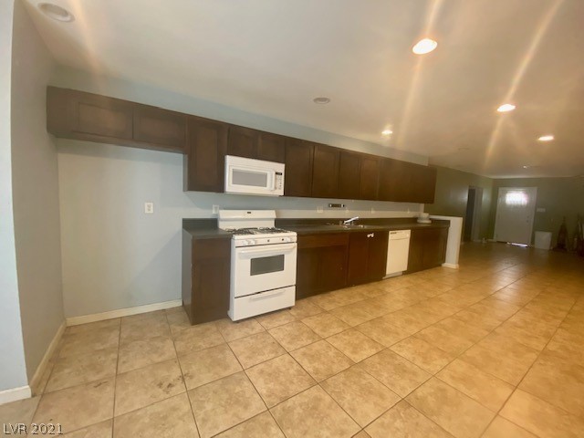 141 Constitution Avenue Henderson, NV 89015 - Photo 6 of 10
