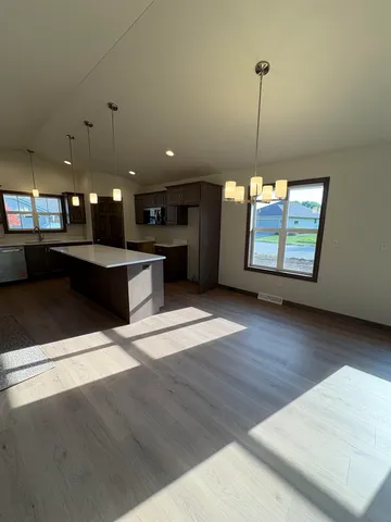 $372,500 | 3876 Meunier Lane, Green Bay, WI 54311