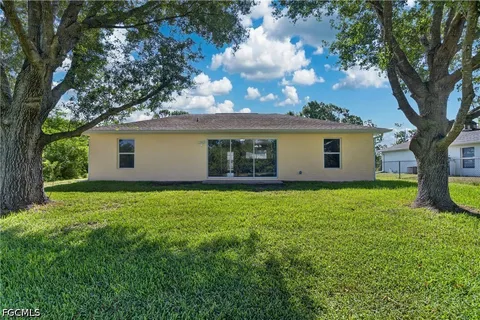$219,000 | 510 Beach Avenue South, Lehigh Acres, FL 33974
