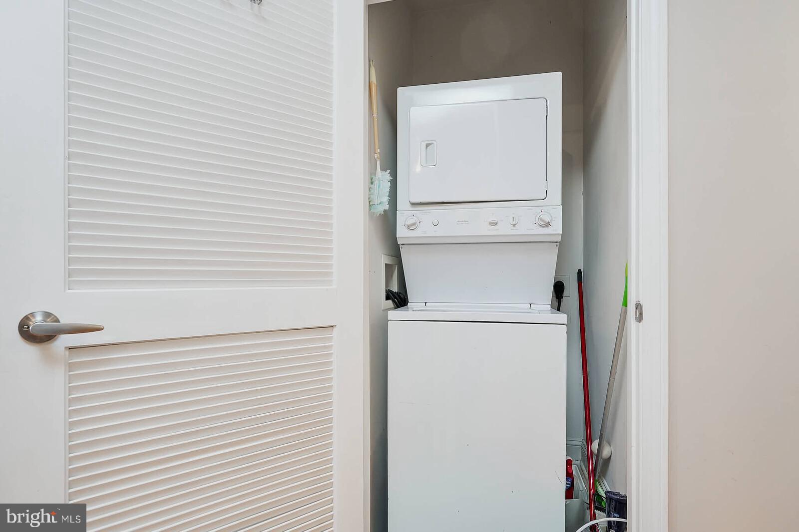 1391 Pennsylvania Ave. Southeast, Unit 331 Washington, DC 20003 - Photo 24 of 29 In Unit Washer and Dryer Combo