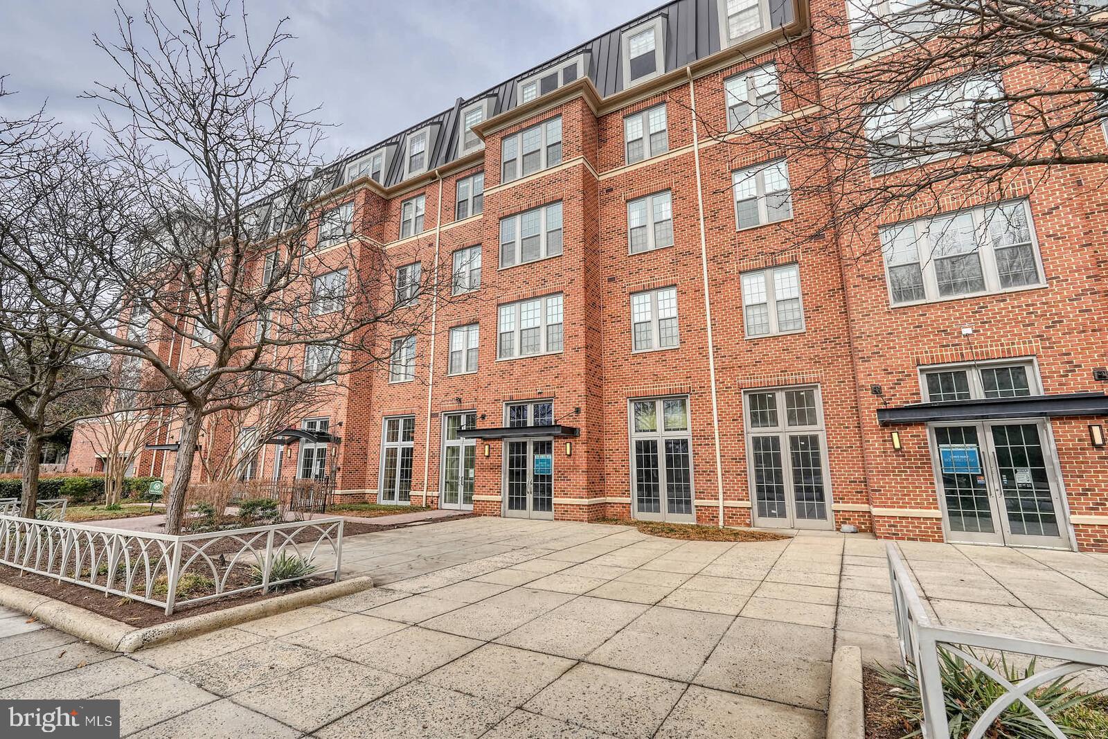 1391 Pennsylvania Ave. Southeast, Unit 331 Washington, DC 20003 - Photo 3 of 29 Charming brick facade with inviting entryway.
