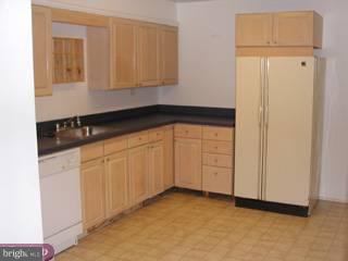 400 Glendale Road, Unit F12 Havertown, PA 19083 - Photo 3 of 3