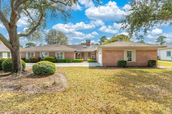 $939,000 | 119 Country Club Drive West, Destin, FL 32541