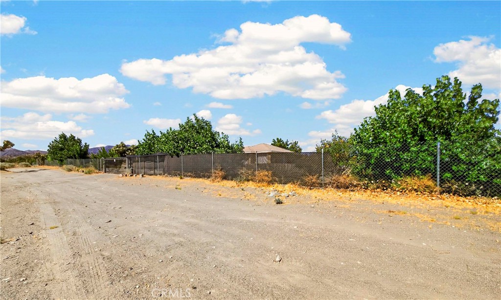 10624 Nugget Road Phelan, CA 92371 - Photo 60 of 70