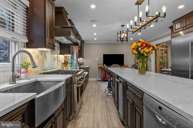 $1,449,999 | 80 High Point West, Huntingdon Valley, PA 19006