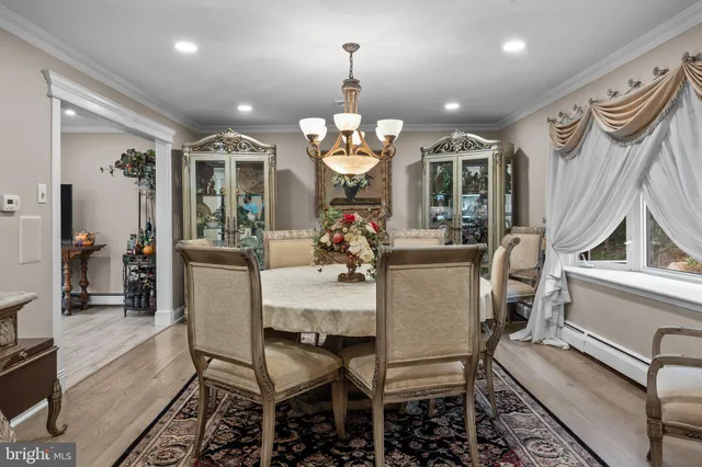 $1,449,999 | 80 High Point West, Huntingdon Valley, PA 19006