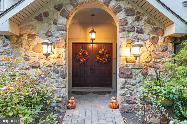 $1,449,999 | 80 High Point West, Huntingdon Valley, PA 19006