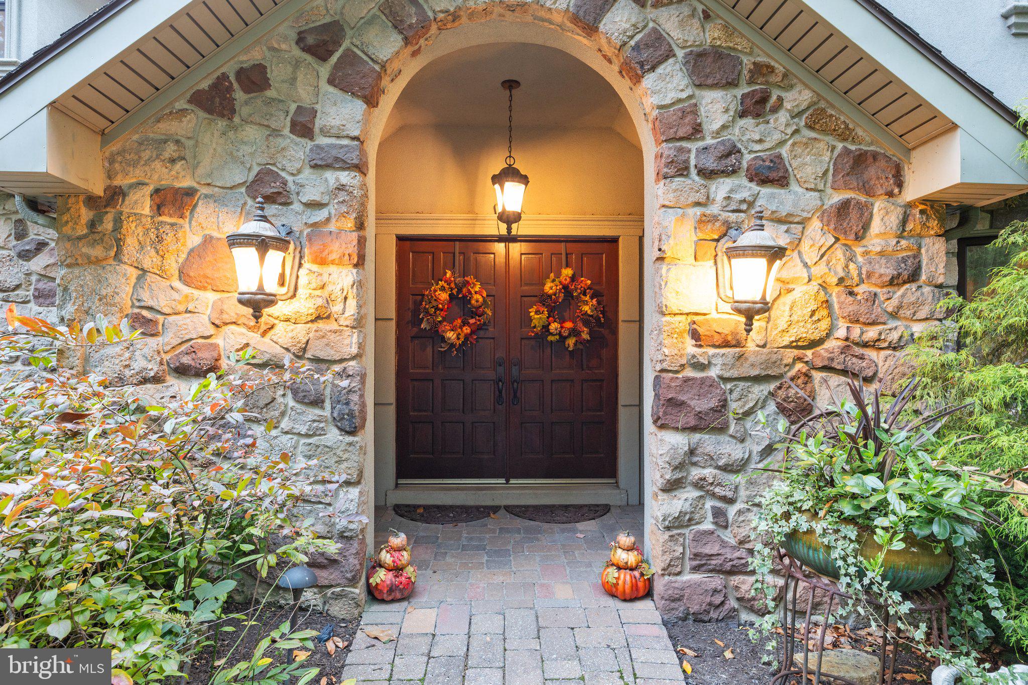 80 High Point West Huntingdon Valley, PA 19006 - Photo 4 of 131