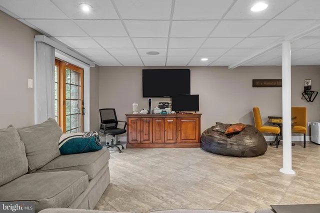 $1,449,999 | 80 High Point West, Huntingdon Valley, PA 19006