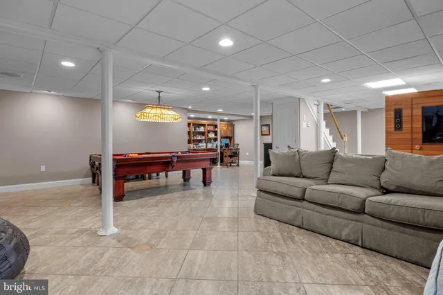 $1,449,999 | 80 High Point West, Huntingdon Valley, PA 19006