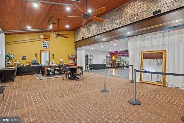 $1,449,999 | 80 High Point West, Huntingdon Valley, PA 19006