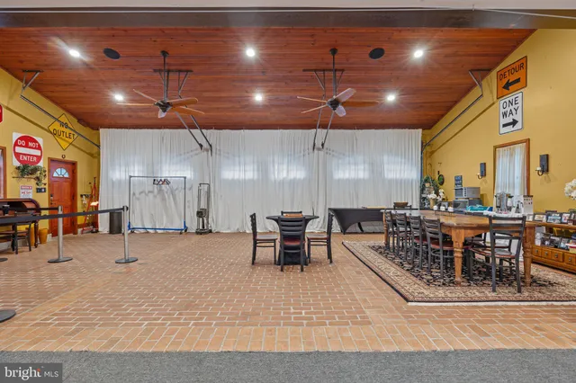 $1,449,999 | 80 High Point West, Huntingdon Valley, PA 19006