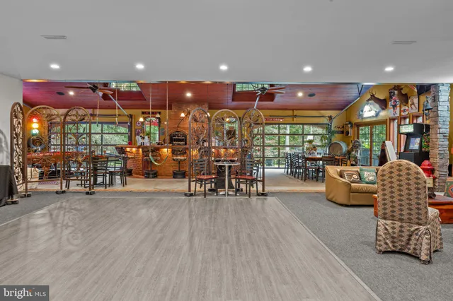 $1,449,999 | 80 High Point West, Huntingdon Valley, PA 19006