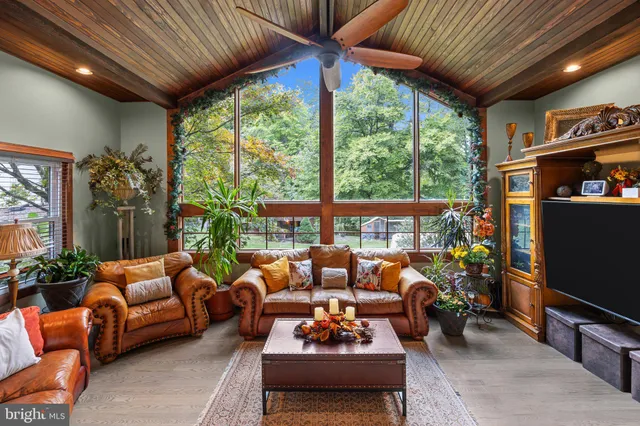 $1,449,999 | 80 High Point West, Huntingdon Valley, PA 19006