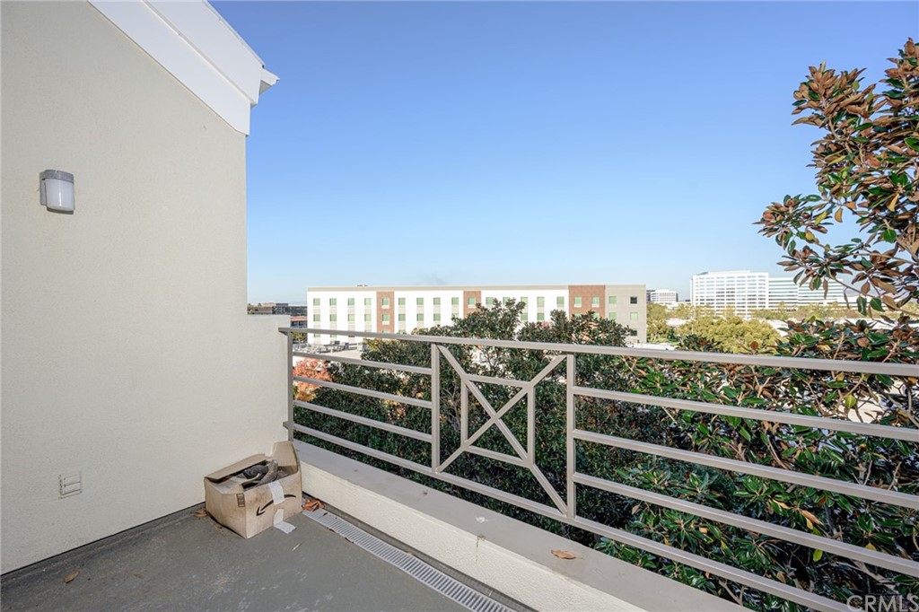 2243 Martin, Unit 409 Irvine, CA 92612 - Photo 29 of 43 a view of a room with gym equipment