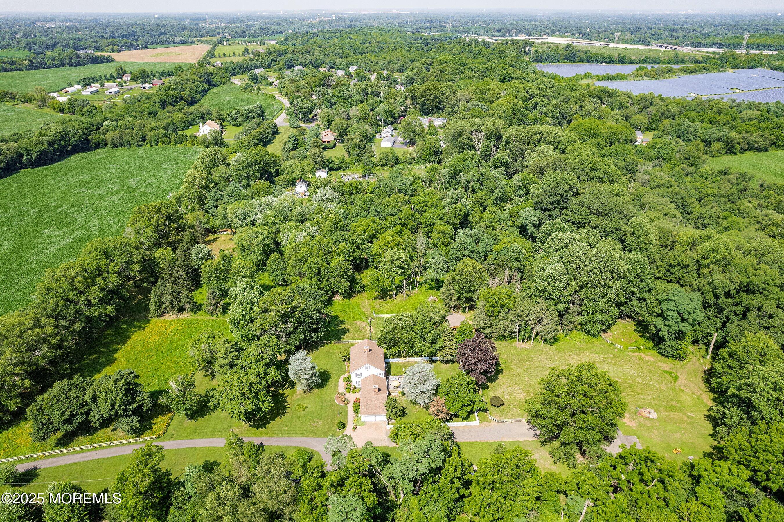 300 Old York Road Hamilton, NJ 08620 - Photo 33 of 38 35-Right Aerial