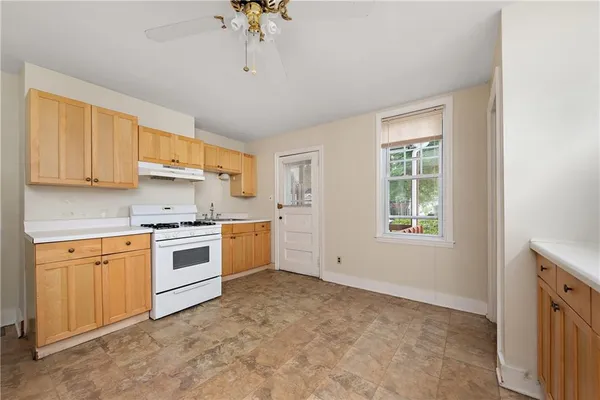 $600,000 | 318-320 Sprott Way, Sewickley, PA 15143
