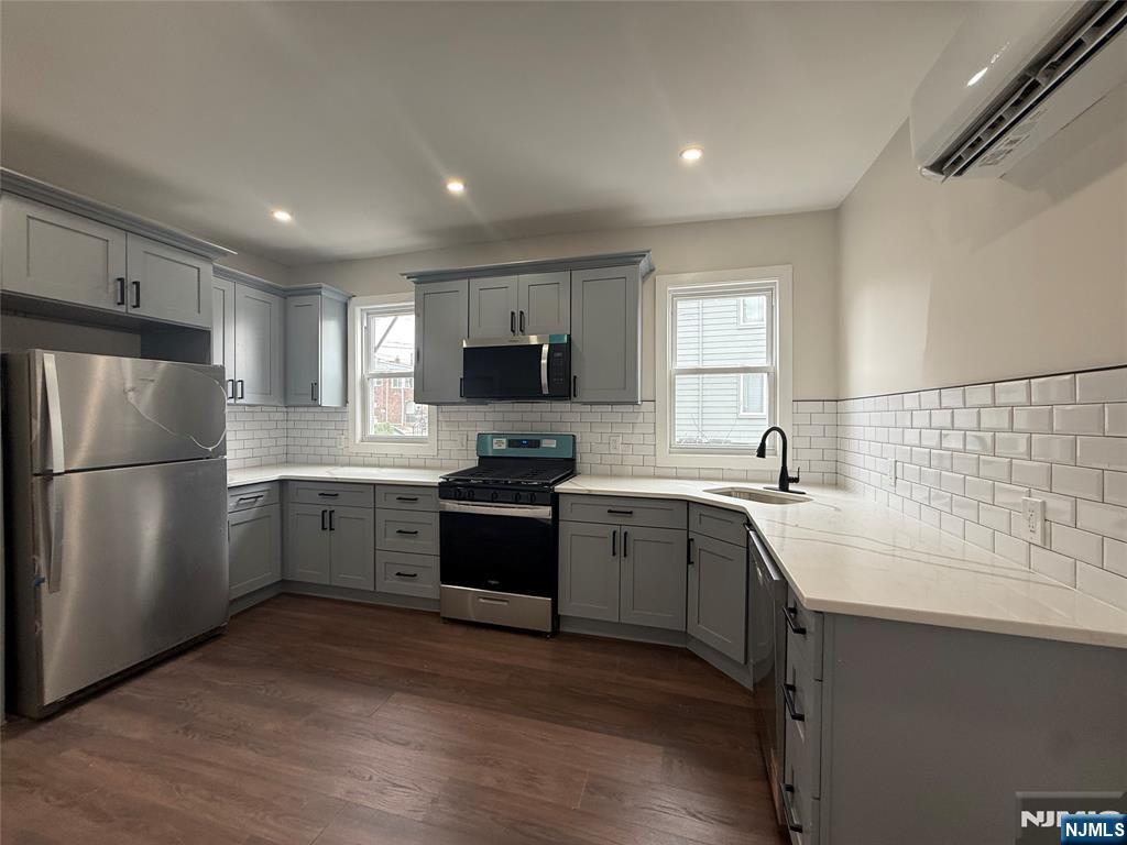 144 South Main Street, Unit FIRST Lodi, NJ 07644 - Photo 11 of 31