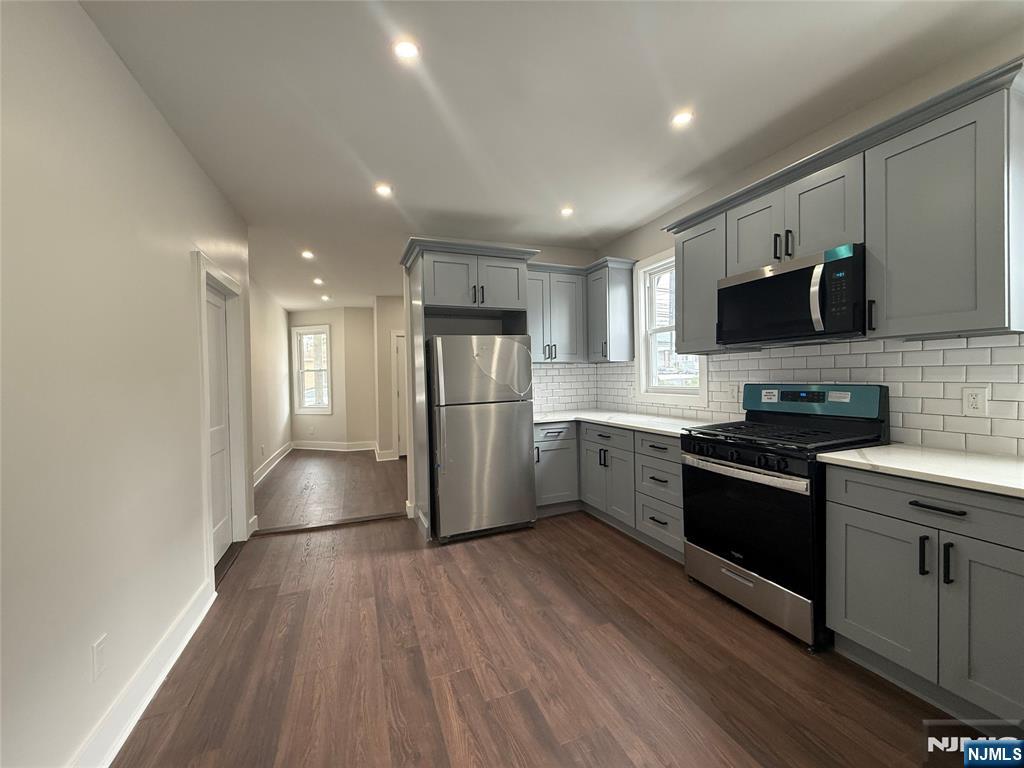 144 South Main Street, Unit FIRST Lodi, NJ 07644 - Photo 12 of 31