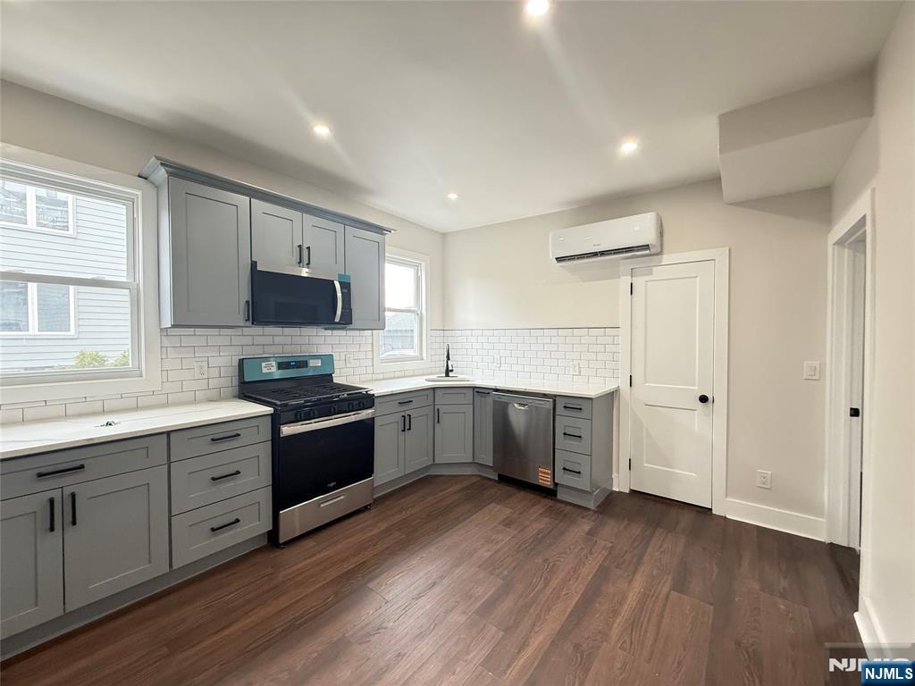 144 South Main Street, Unit FIRST Lodi, NJ 07644 - Photo 6 of 31