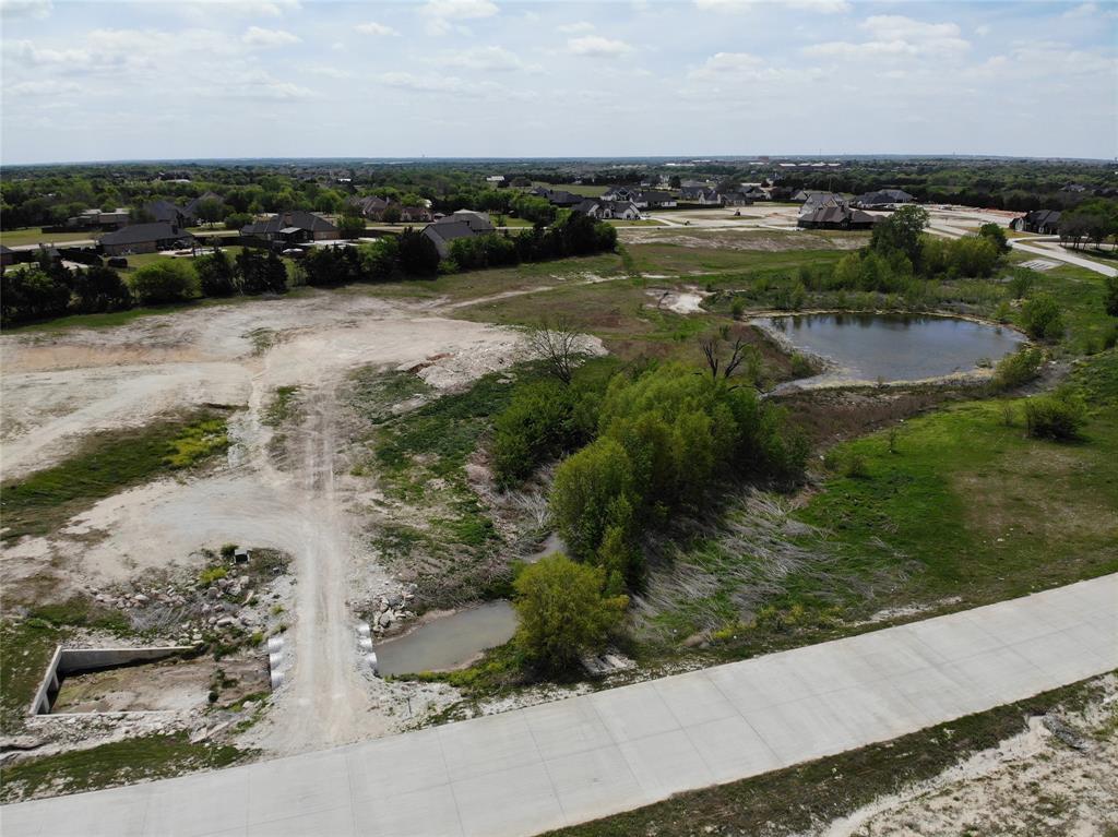 5050 Bravo Road Midlothian, TX 76065 - Photo 2 of 10