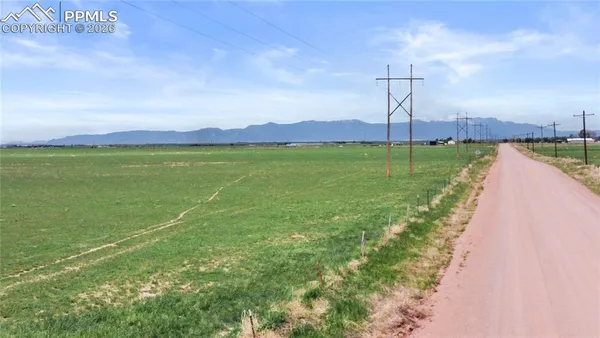 $155,000 | 5 Big Springs Road, Calhan, CO 80808