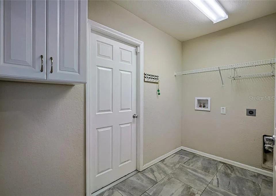 6367 Southwest 117th St Road Ocala, FL 34476 - Photo 12 of 22 a view of cabinets