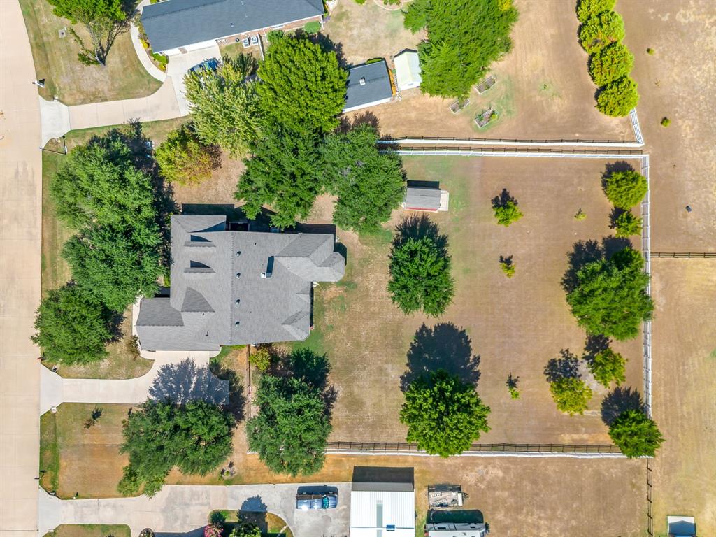 8101 Rodeo Drive Denton, TX 76208 - Photo 6 of 40 Gallery Image 6