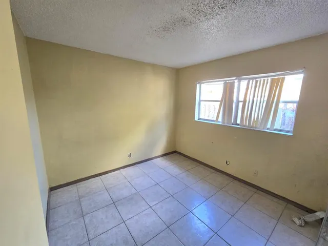 $290,000 | 7708 Southwest 9th Street, North Lauderdale, FL 33068