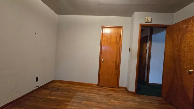 $1 | 9622 Old Highway 13, Murphysboro, IL 62966