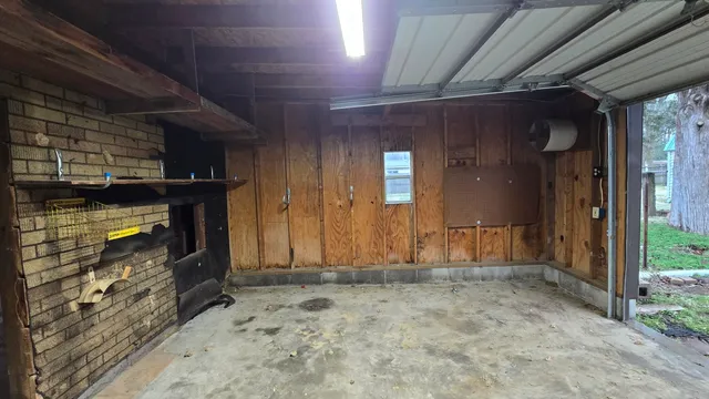 $1 | 9622 Old Highway 13, Murphysboro, IL 62966