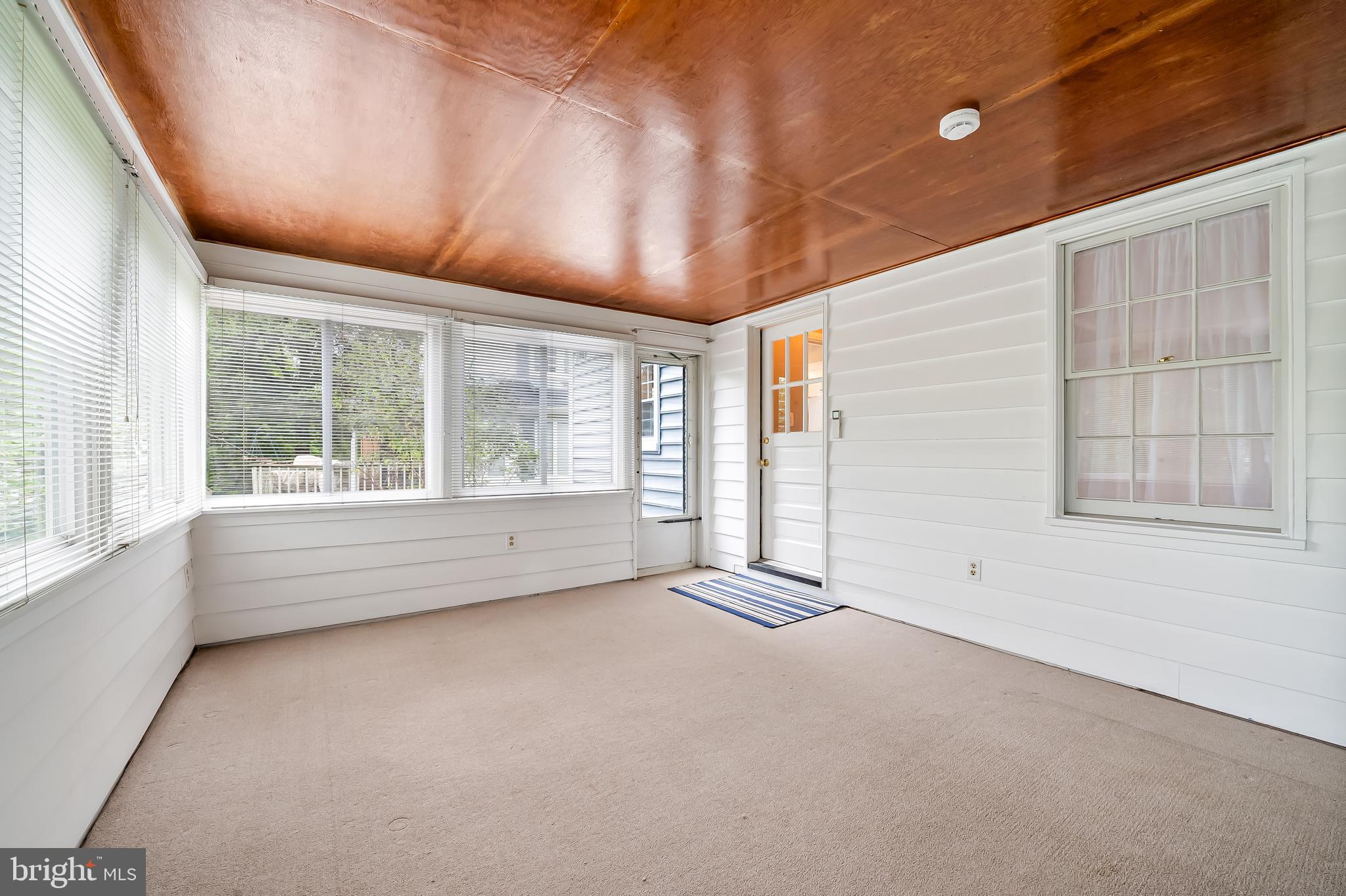 1238 Lake Falls Road Baltimore, MD 21210 - Photo 14 of 28 an empty room with windows