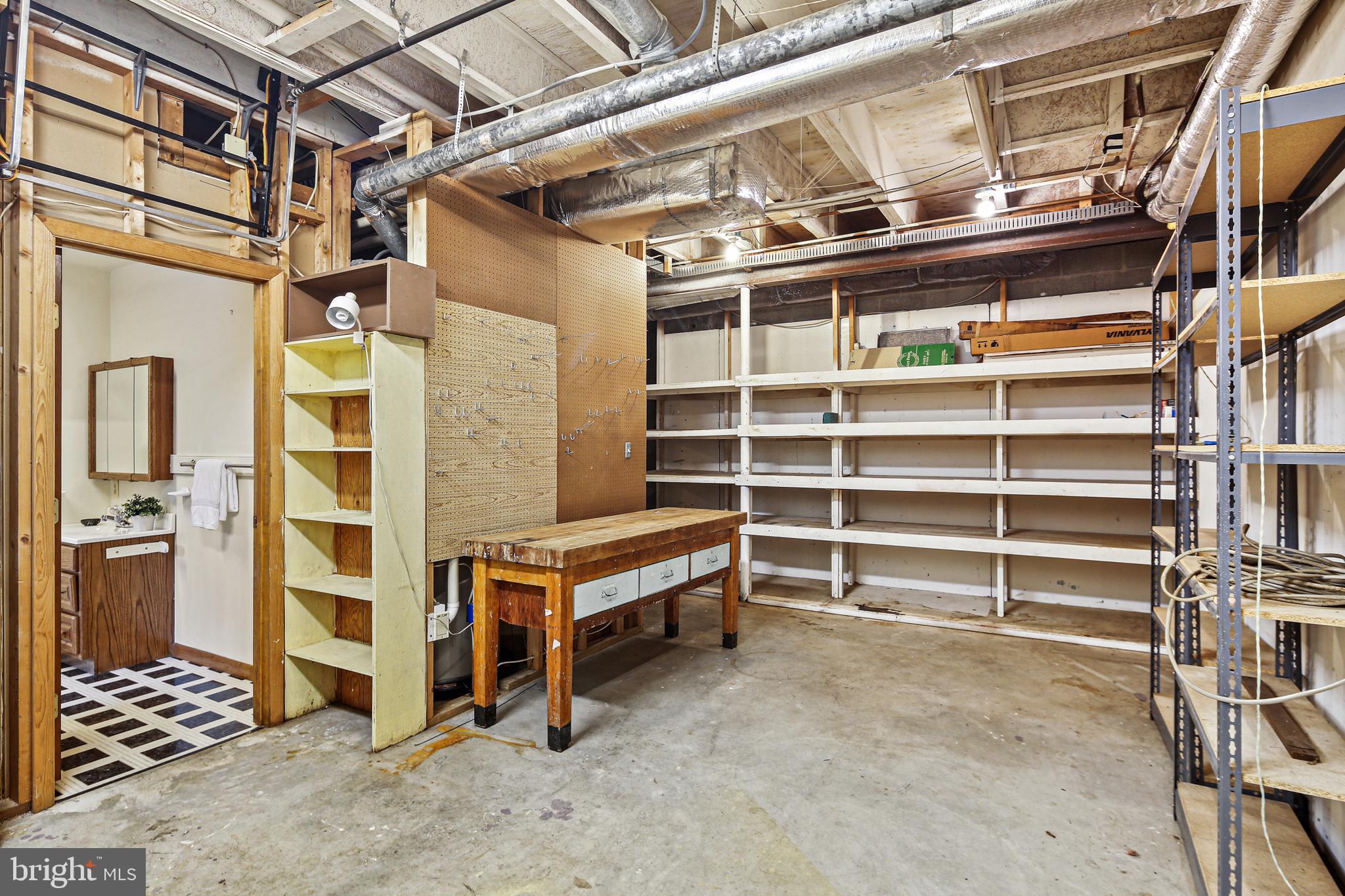 411 Old Orchard Road Baltimore, MD 21229 - Photo 46 of 58 Gallery Image 46