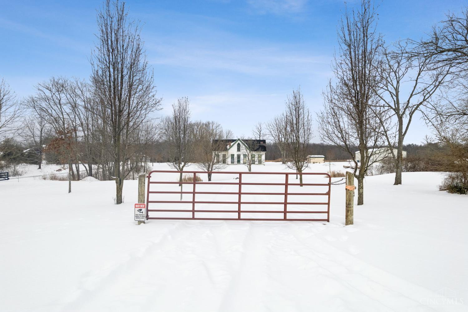 2432 Bauer Road Batavia, OH 45103 - Photo 4 of 23