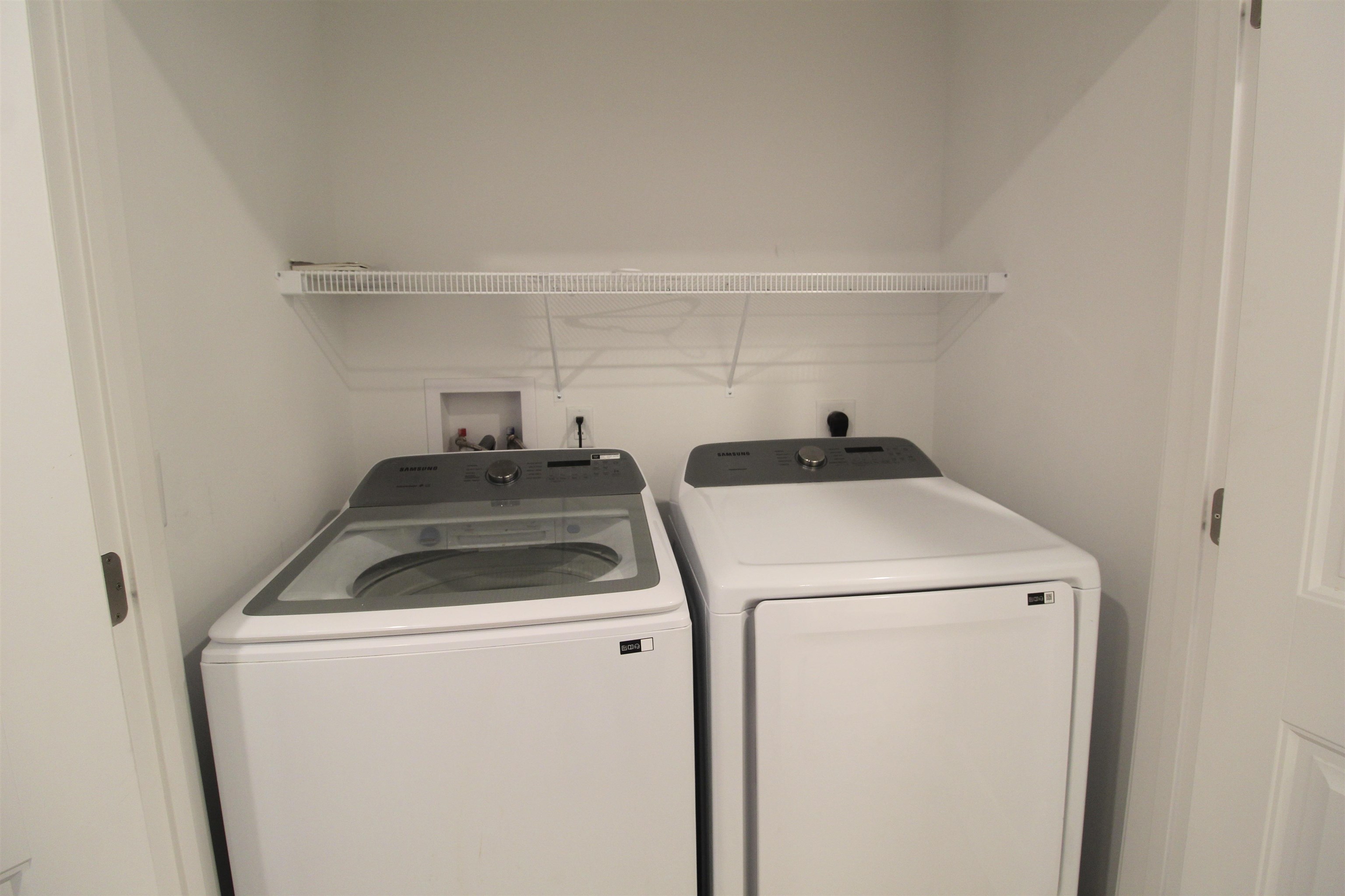 1145 Bluemoon Drive Harrisonburg, VA 22801 - Photo 11 of 18 a utility room with dryer and washer