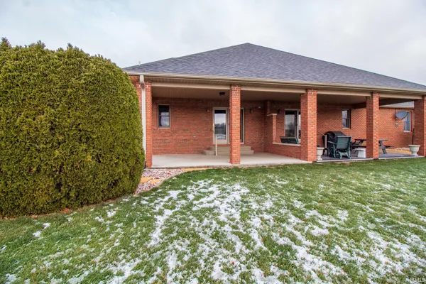 $255,000 | 28 Stone Bridge Drive, Winchester, IN 47394