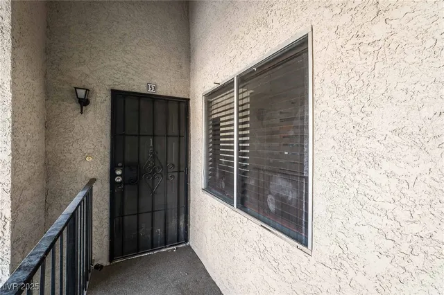 $1,500 | 3769 Carlyle Drive, Unit 153, Las Vegas, NV 89115