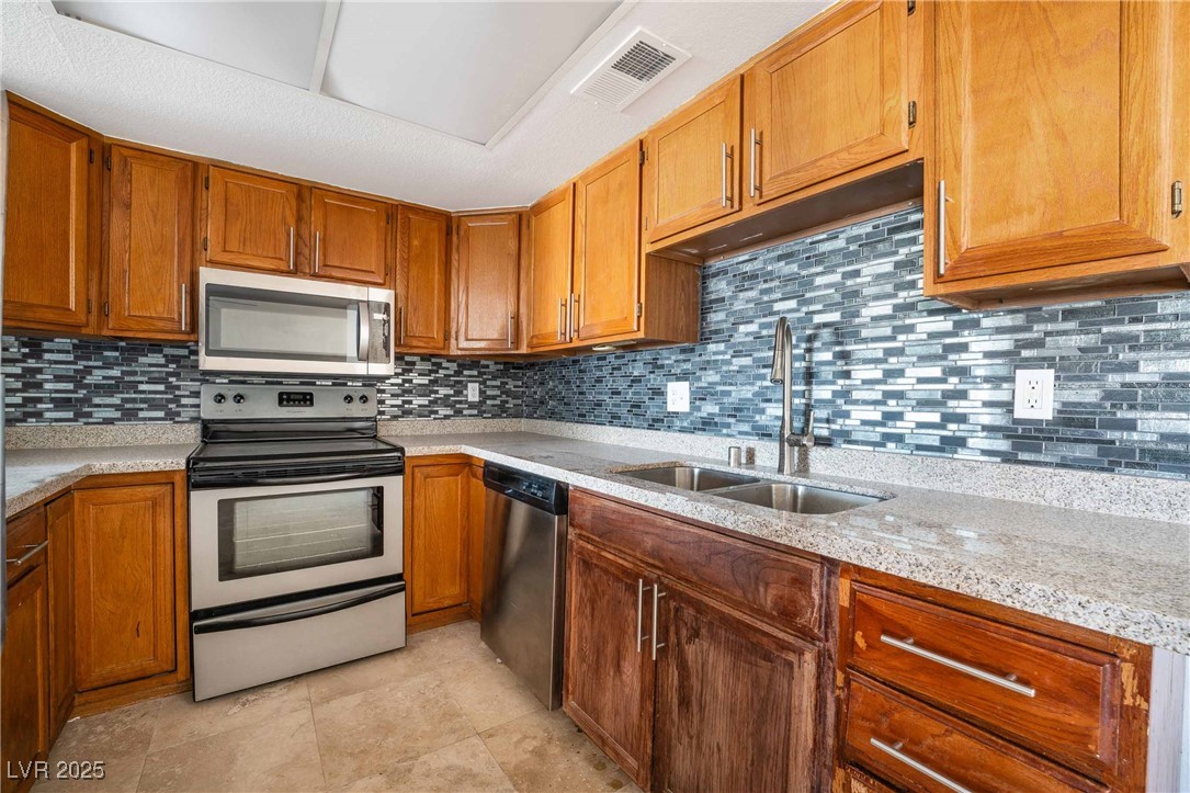 3769 Carlyle Drive, Unit 153 Las Vegas, NV 89115 - Photo 7 of 18