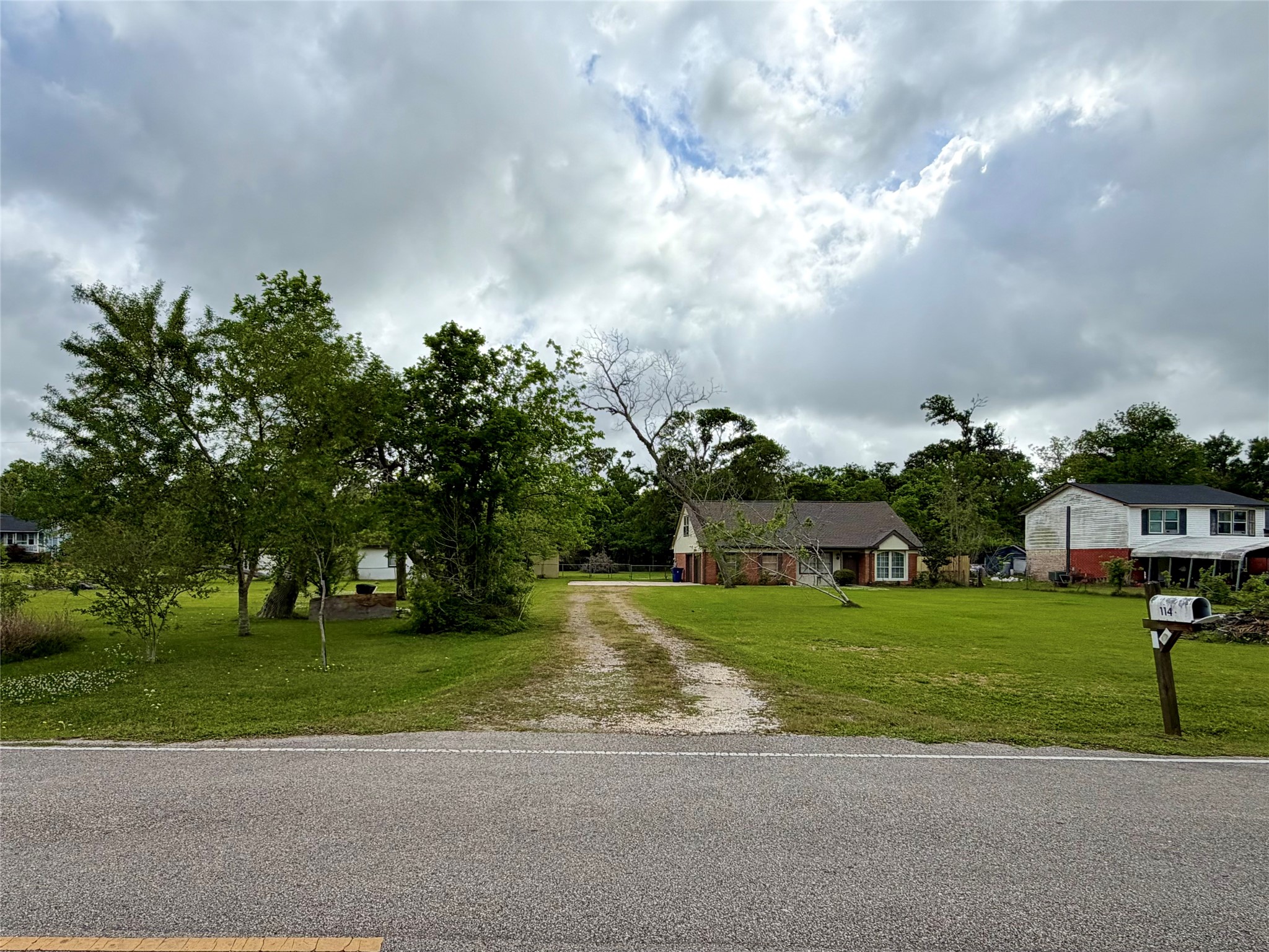114 Edgewater Street Clute, TX 77531 - Photo 38 of 38