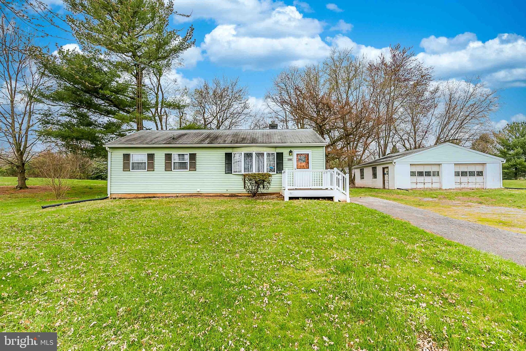 9928 Old Frederick Road Frederick, MD 21701 - Photo 3 of 41