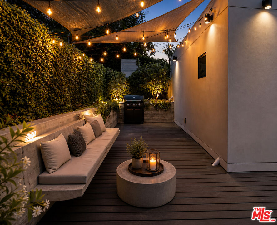 2412 Riverside Drive Los Angeles, CA 90039 - Photo 21 of 24
