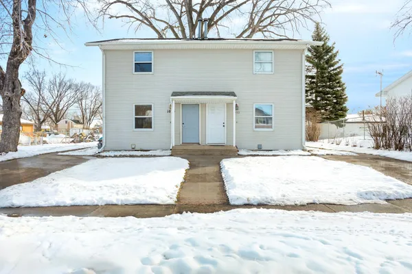 $312,000 | 1033-1035 27th Street North, Fargo, ND 58102