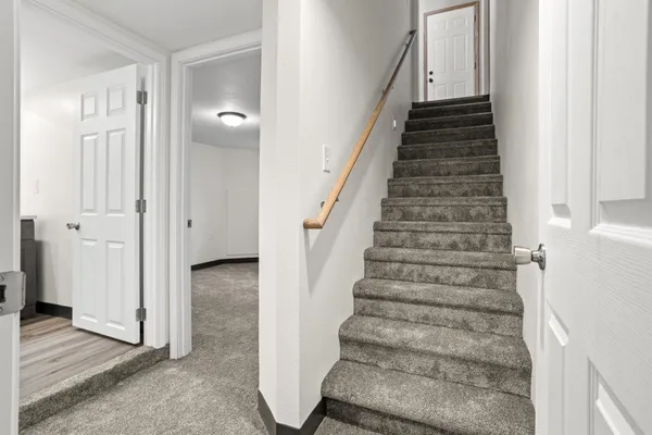 $312,000 | 1033-1035 27th Street North, Fargo, ND 58102