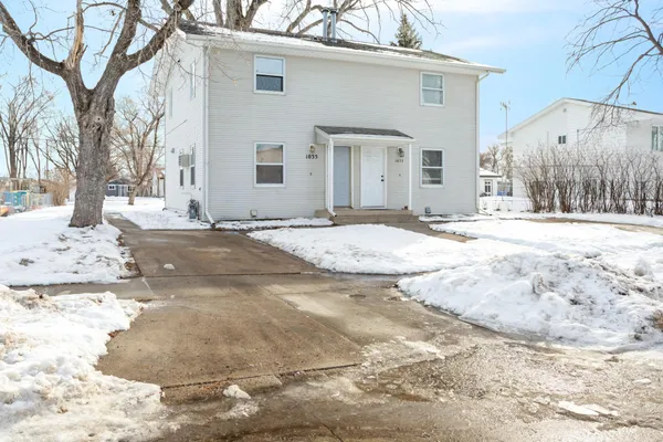 $312,000 | 1033-1035 27th Street North, Fargo, ND 58102