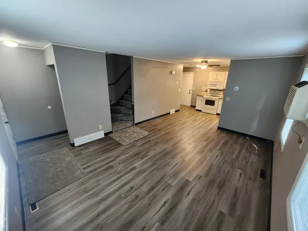 $312,000 | 1033-1035 27th Street North, Fargo, ND 58102