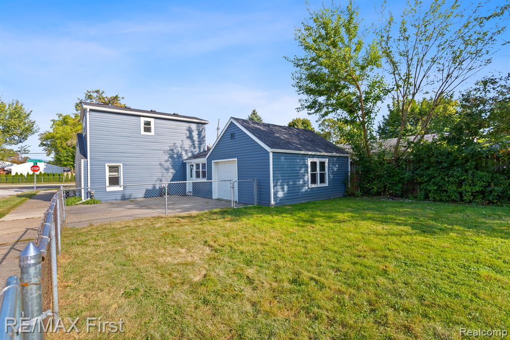 2931 Rochester Road Royal Oak, MI 48073 - Photo 24 of 24